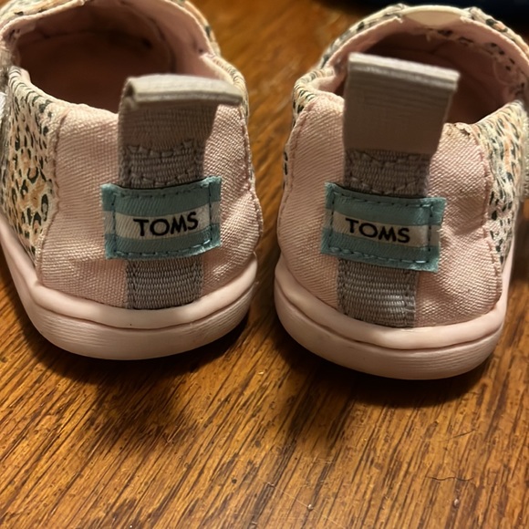 Leopard print TOMS - Picture 2 of 4